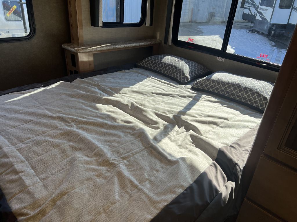 2020 Mercedes-Benz Sprinter Image 72