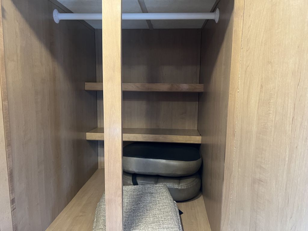 2020 Mercedes-Benz Sprinter Image 76