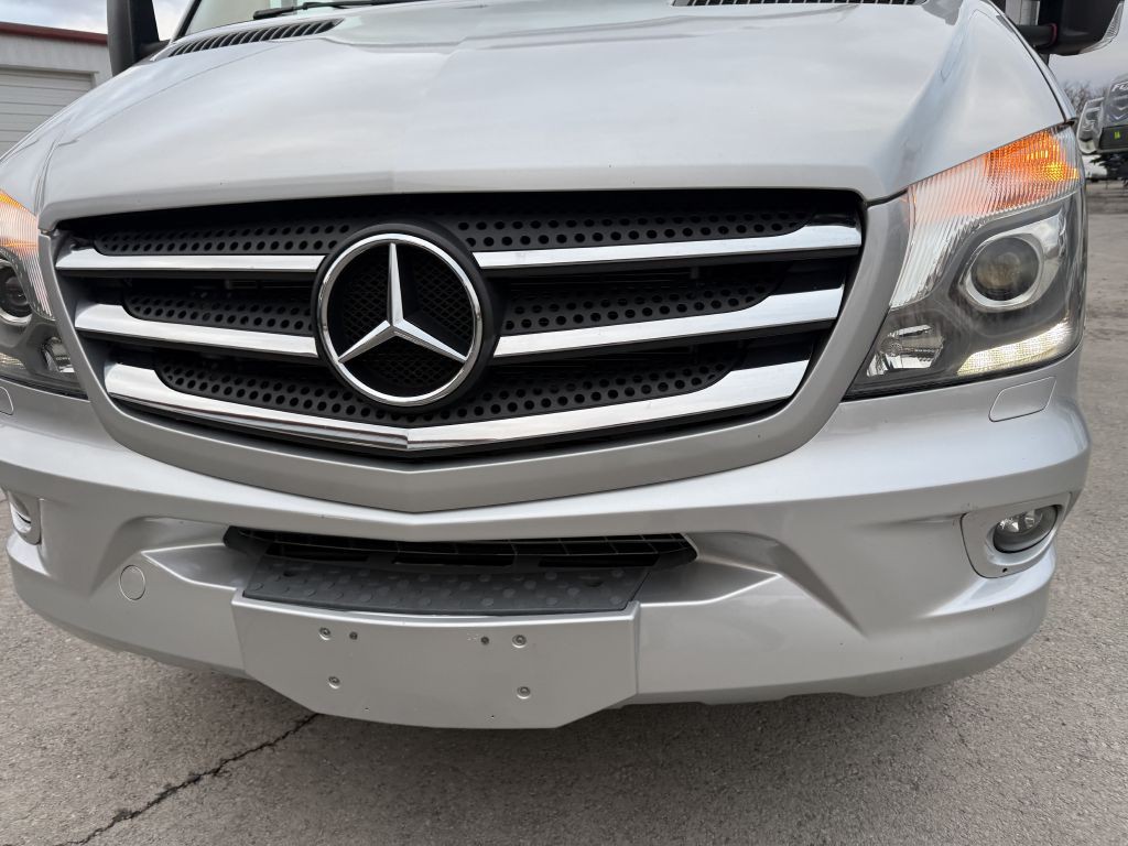 2019 Mercedes-Benz Sprinter Image 6