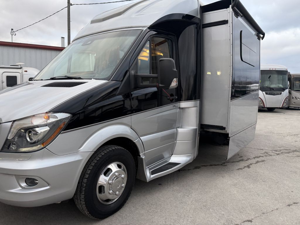 2019 Mercedes-Benz Sprinter Image 8