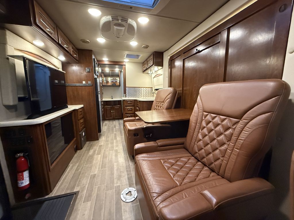 2019 Mercedes-Benz Sprinter Image 40