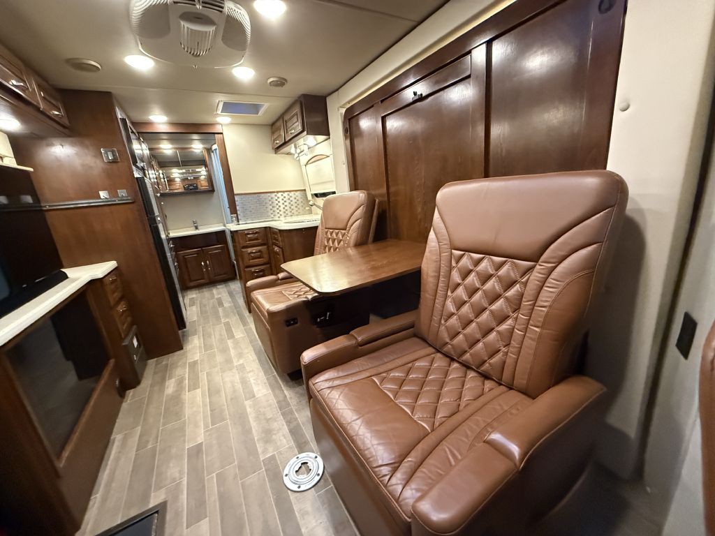 2019 Mercedes-Benz Sprinter Image 42