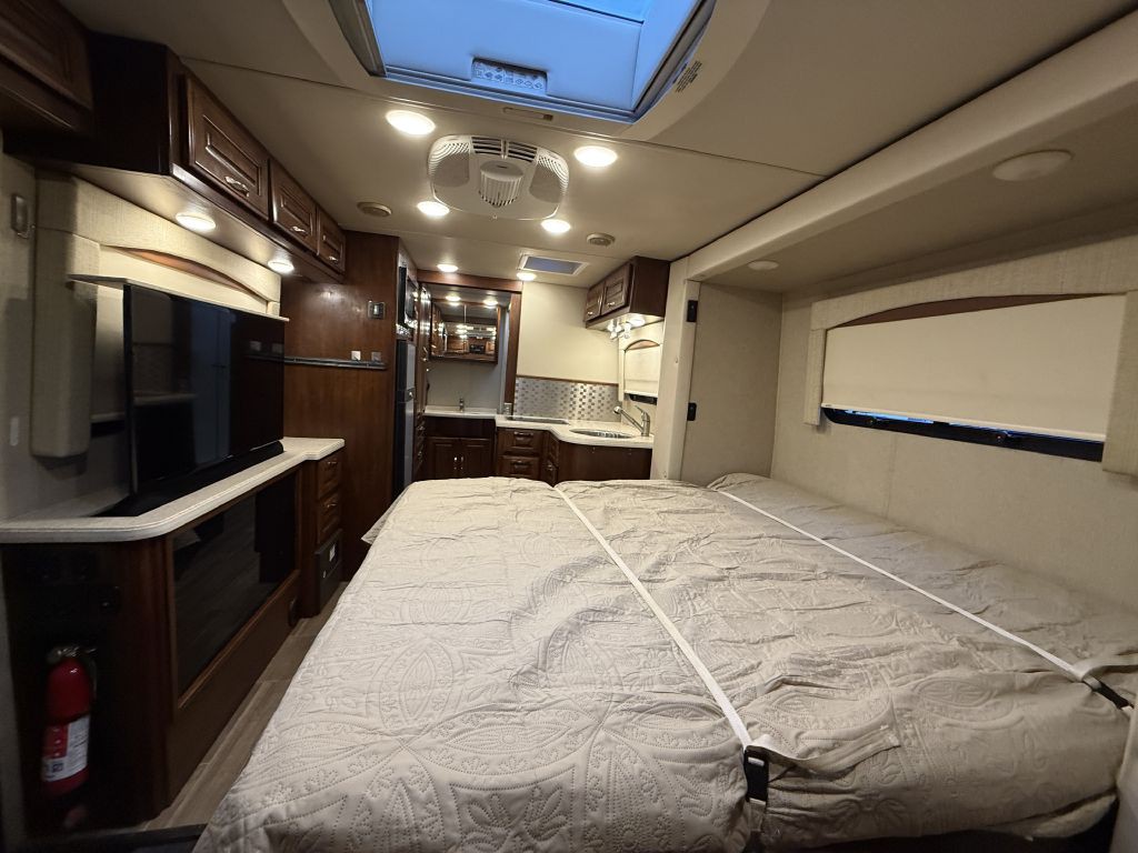 2019 Mercedes-Benz Sprinter Image 79