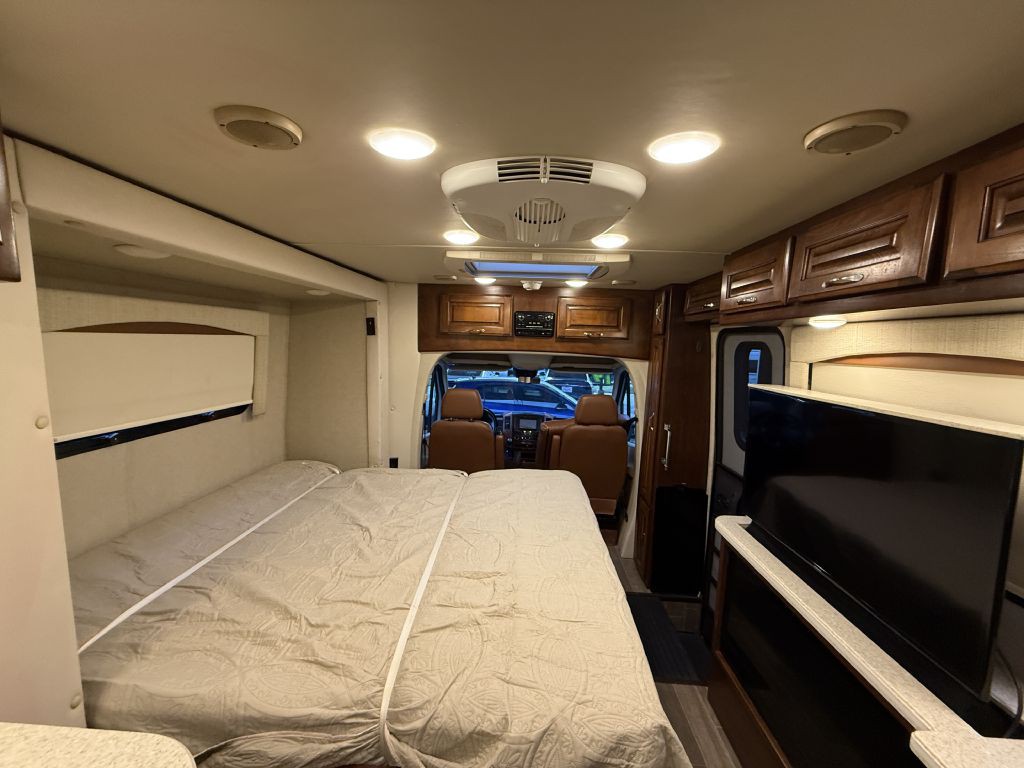 2019 Mercedes-Benz Sprinter Image 80