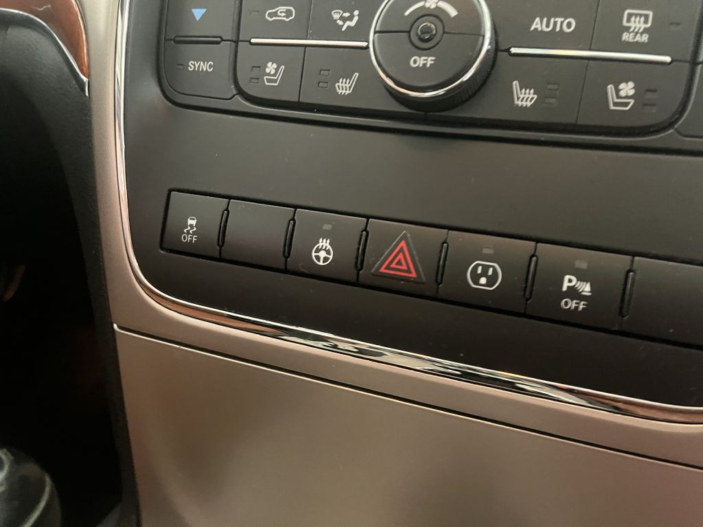 2013 Jeep Grand Cherokee Image 22