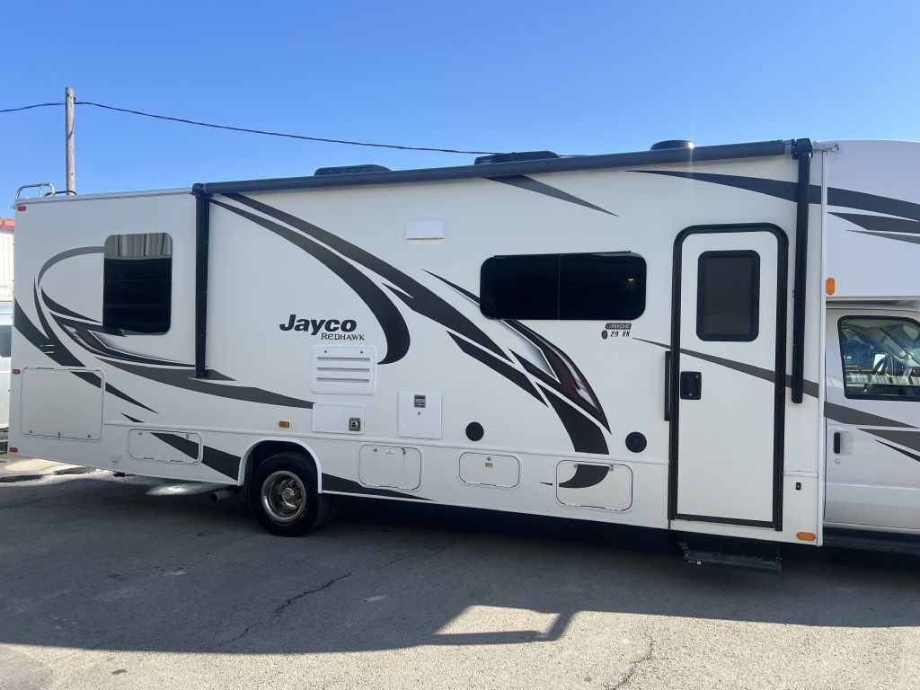 2022 Ford Econoline Image 2