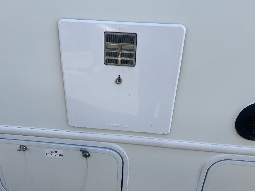 2022 Ford Econoline Image 12