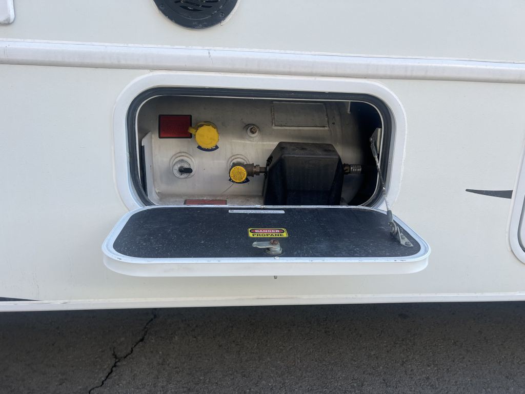 2022 Ford Econoline Image 17