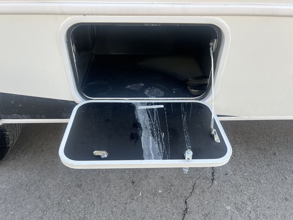 2022 Ford Econoline Image 18