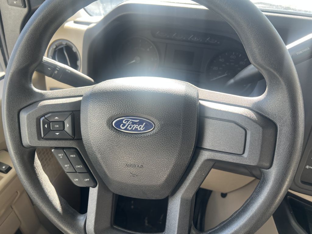 2022 Ford Econoline Image 35
