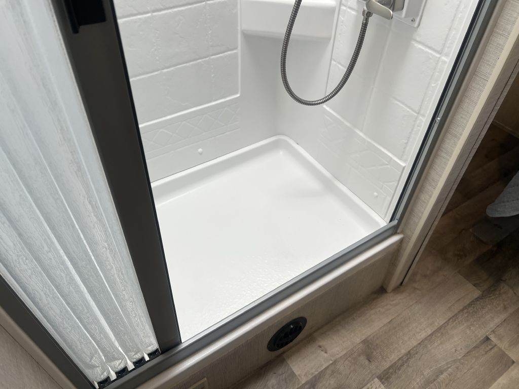 2022 Ford Econoline Image 55