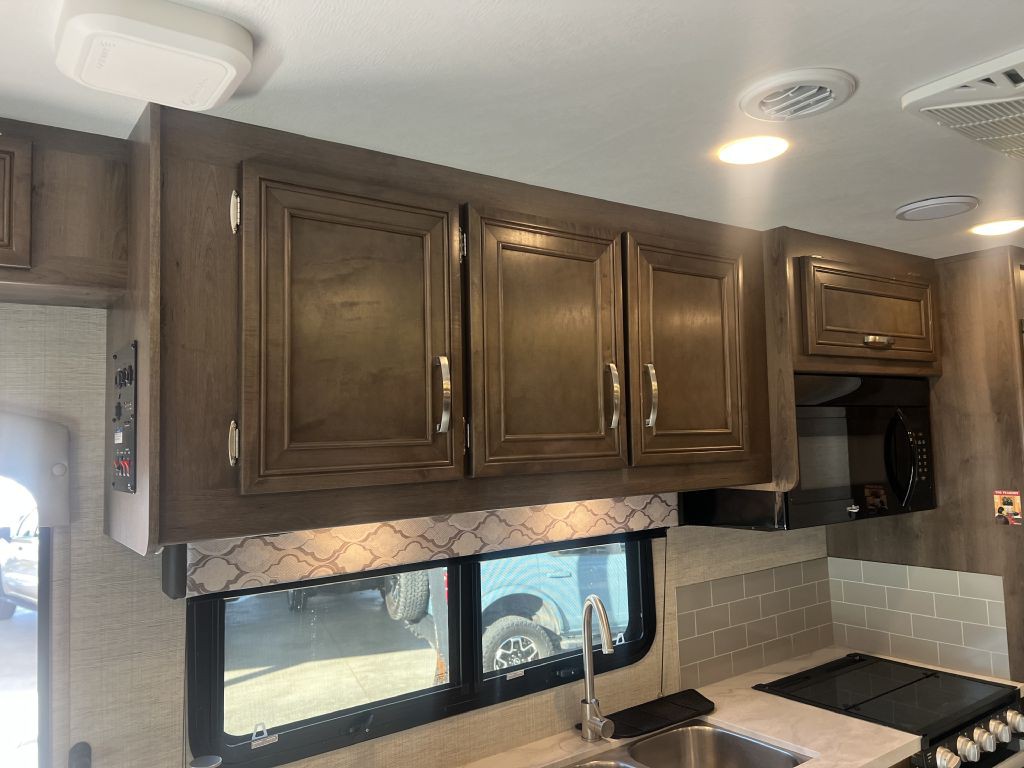 2022 Ford Econoline Image 66