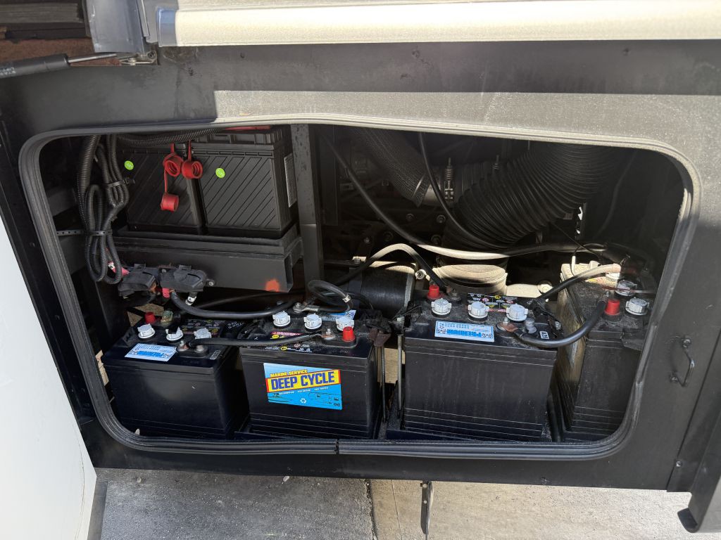 2018 RAM Endeavor 39f Image 9