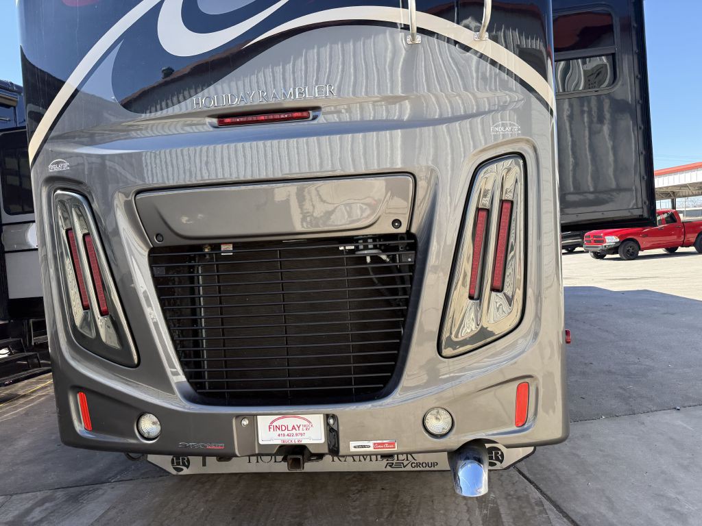 2018 RAM Endeavor 39f Image 32