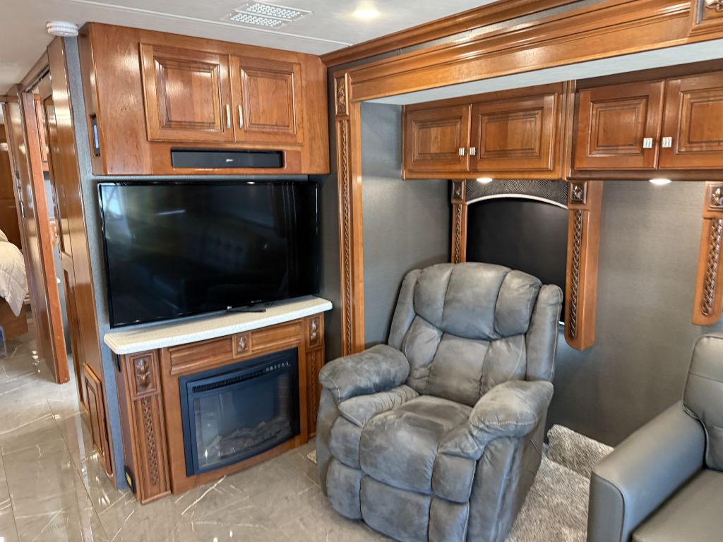 2018 RAM Endeavor 39f Image 54