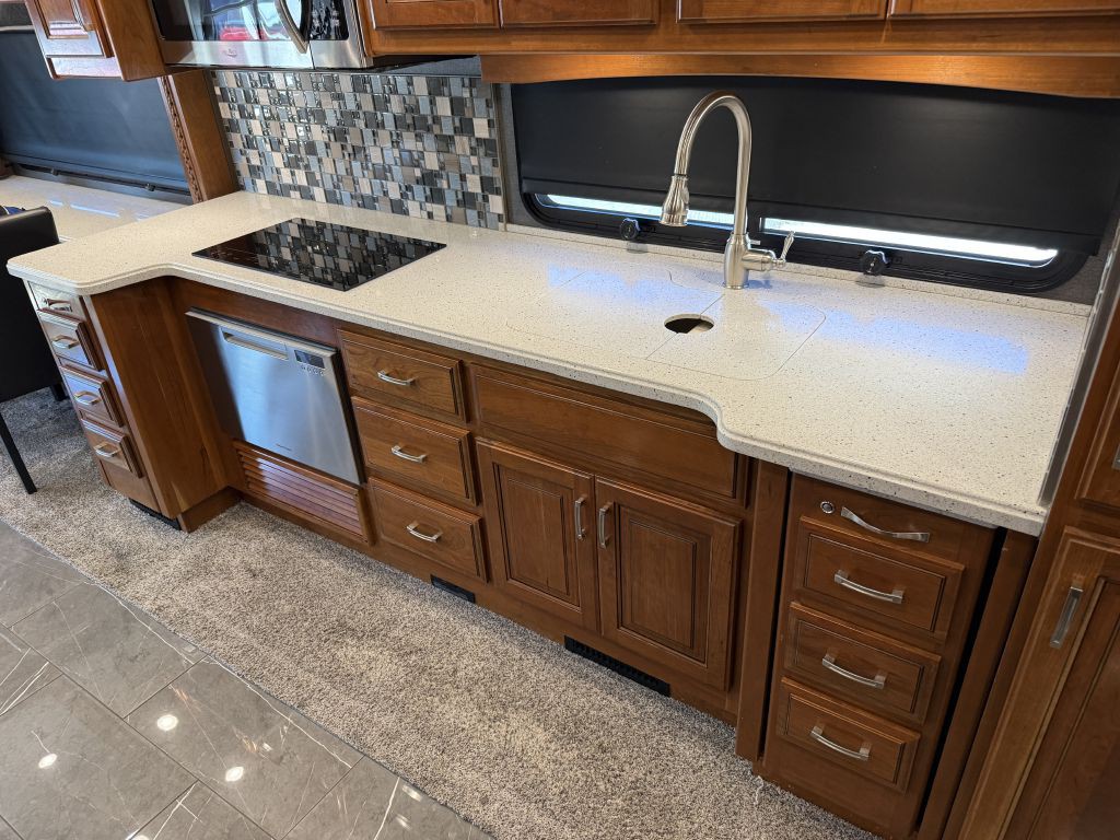 2018 RAM Endeavor 39f Image 61