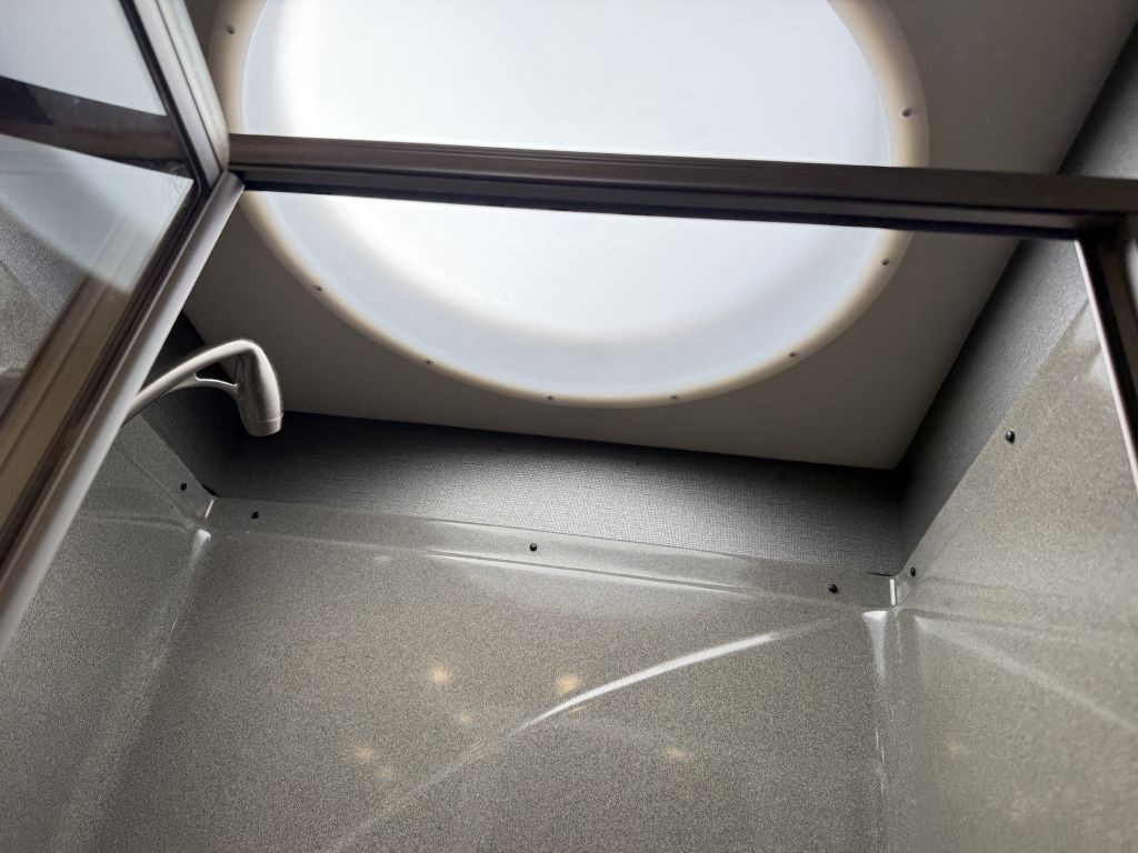 2018 RAM Endeavor 39f Image 68