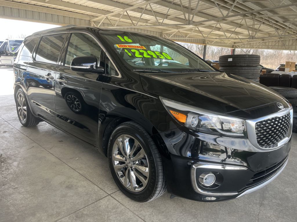 2016 Kia Sedona Image 1