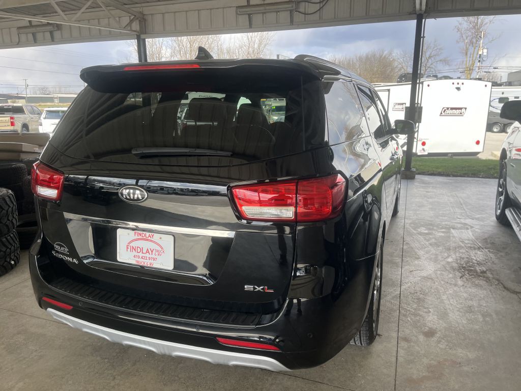 2016 Kia Sedona Image 5
