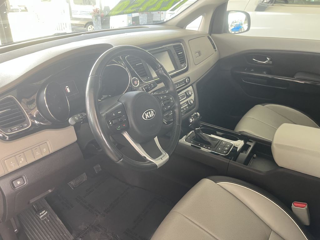 2016 Kia Sedona Image 20