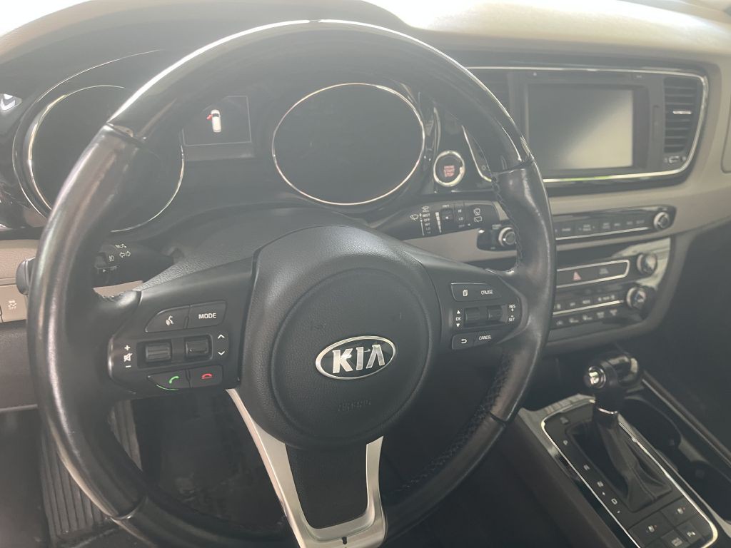 2016 Kia Sedona Image 23