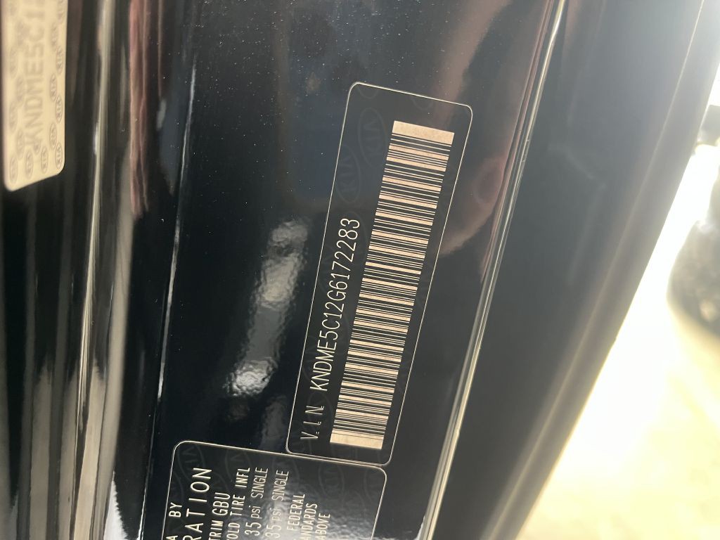 2016 Kia Sedona Image 34