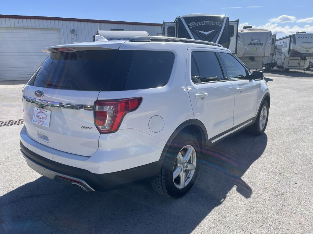 2017 Ford Explorer Image 7