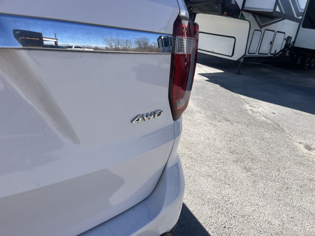 2017 Ford Explorer Image 10