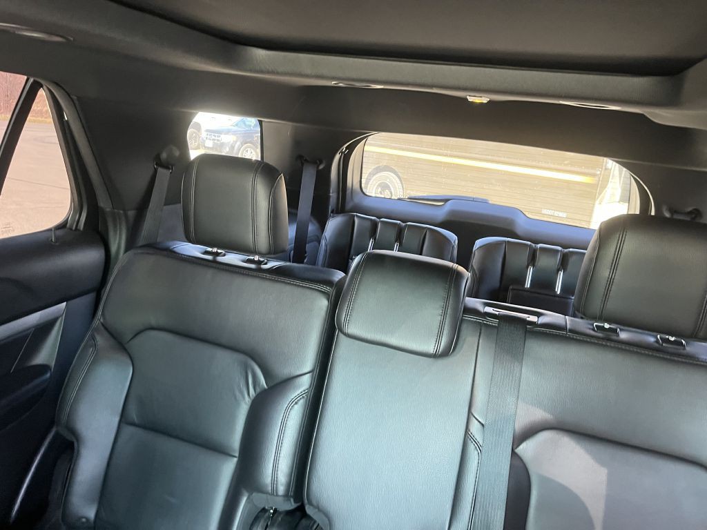 2017 Ford Explorer Image 22
