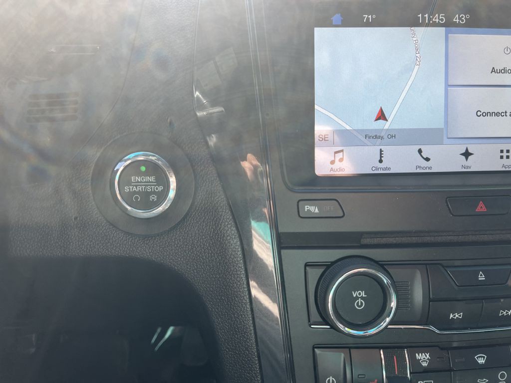 2017 Ford Explorer Image 30