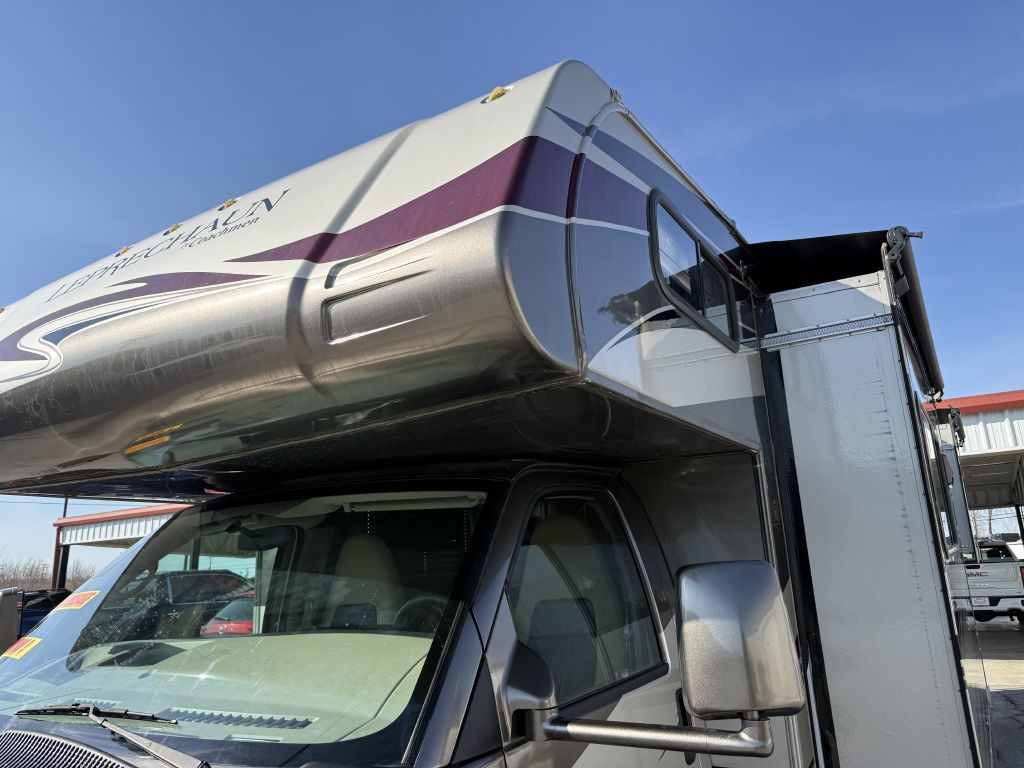 2014 Chevrolet Express Image 25