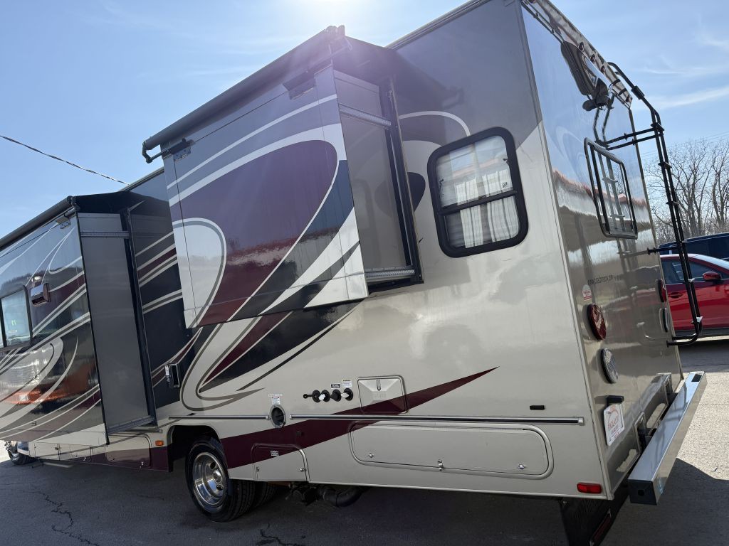 2014 Chevrolet Express Image 34