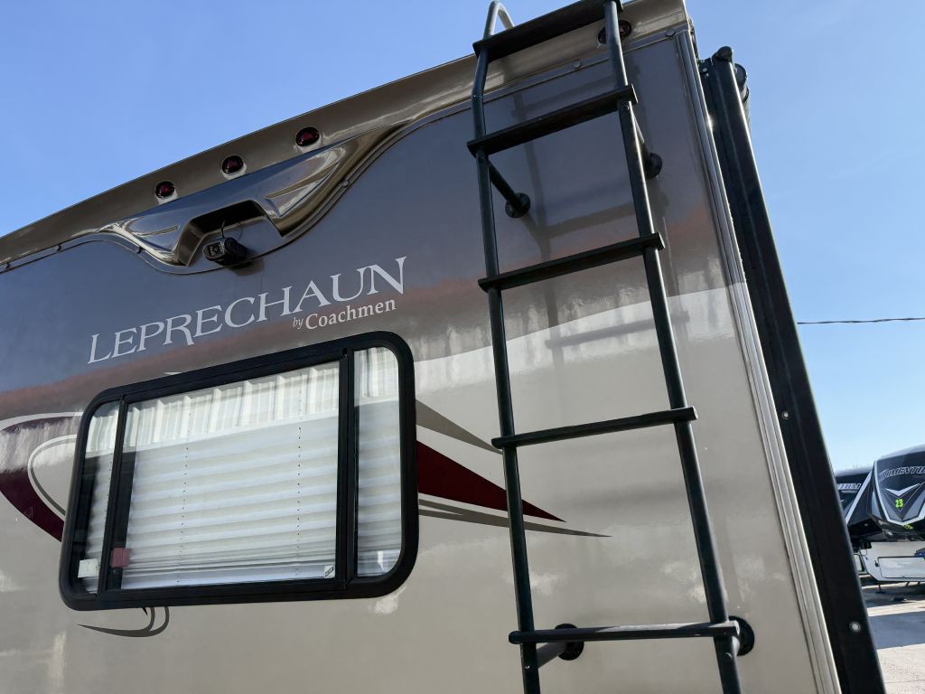 2014 Chevrolet Express Image 36