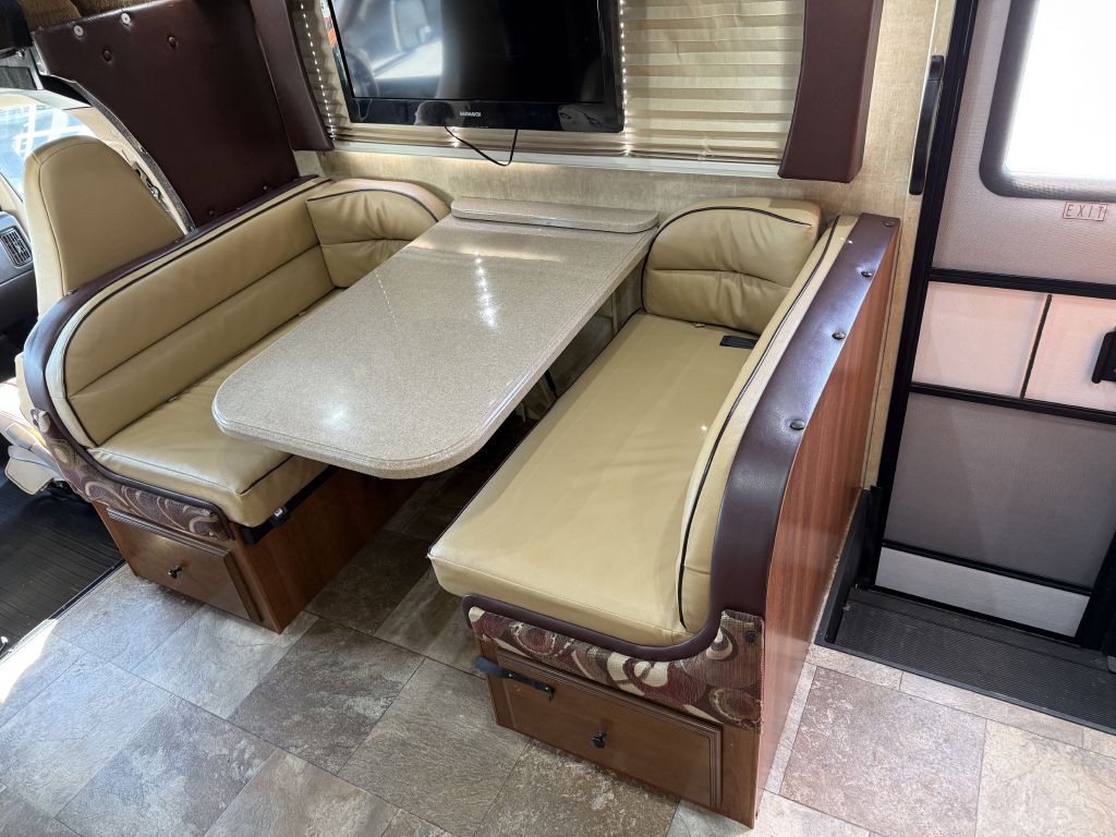 2014 Chevrolet Express Image 60