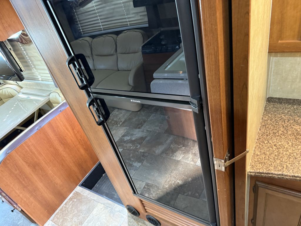 2014 Chevrolet Express Image 68