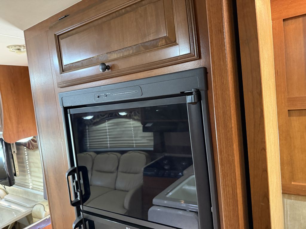 2014 Chevrolet Express Image 69