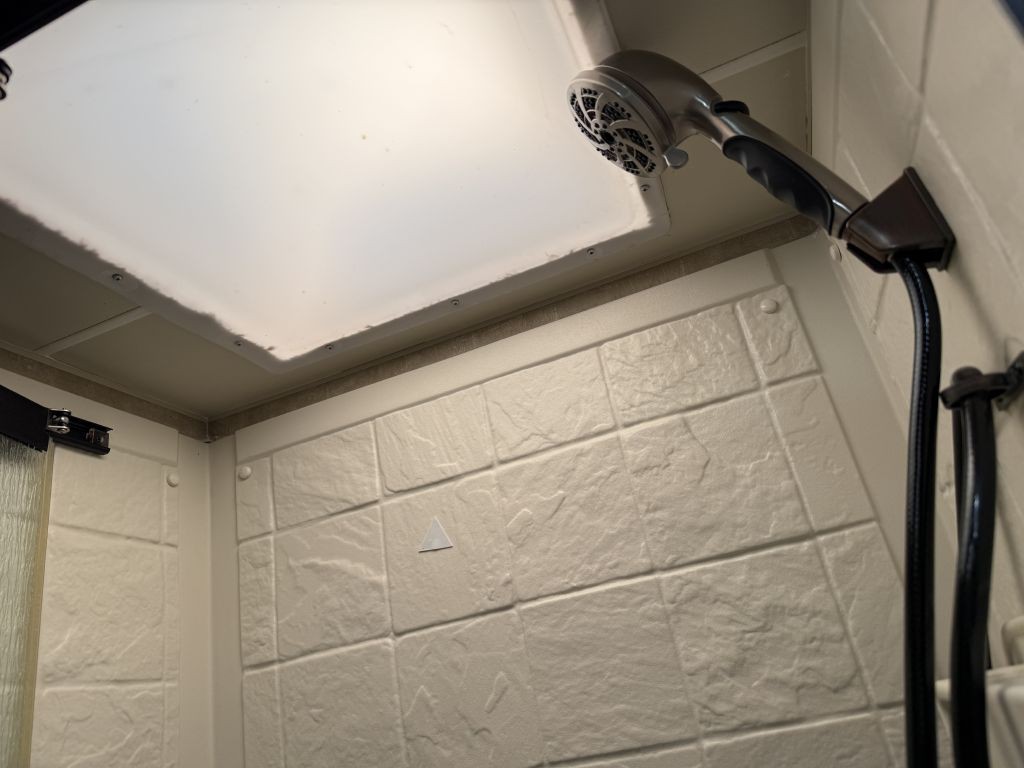 2014 Chevrolet Express Image 71