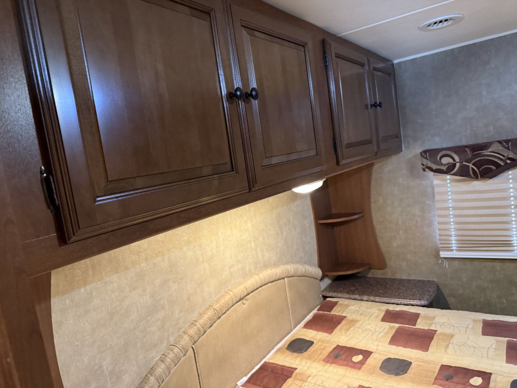 2014 Chevrolet Express Image 85