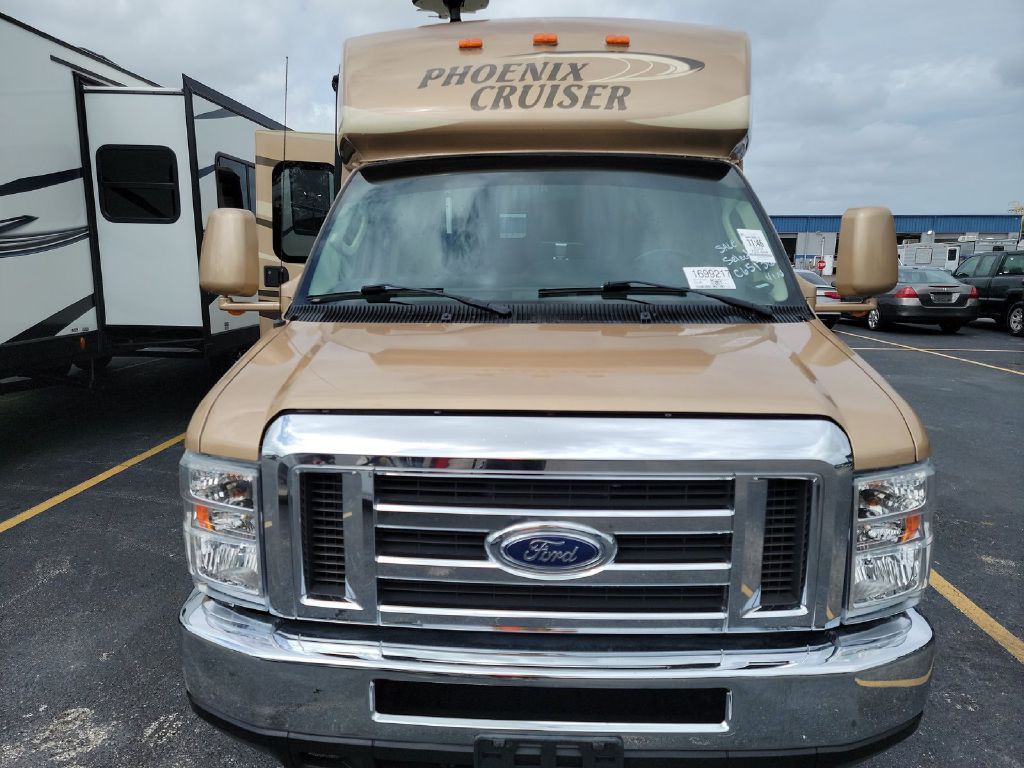 2018 Ford Econoline Image 4