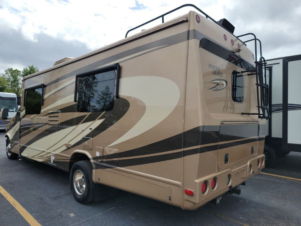 2018 Ford Econoline Image 6