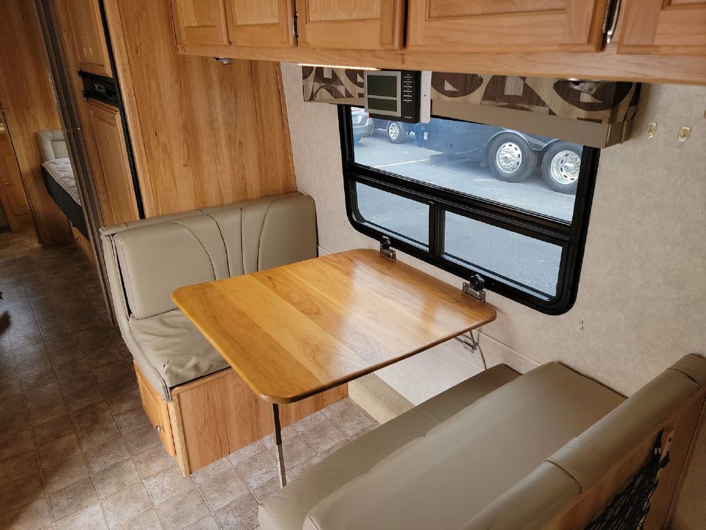 2018 Ford Econoline Image 7