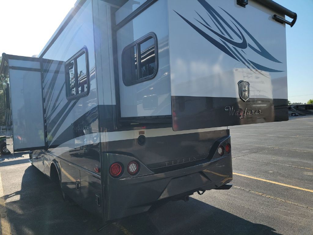 2017 Mercedes-Benz Sprinter Image 5