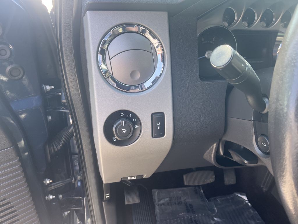 2016 Ford F-350 Image 29