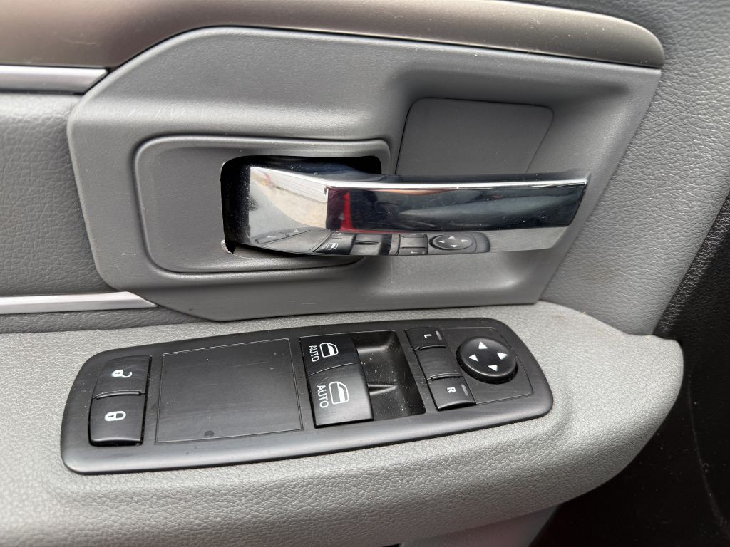 2018 RAM 2500 Image 37