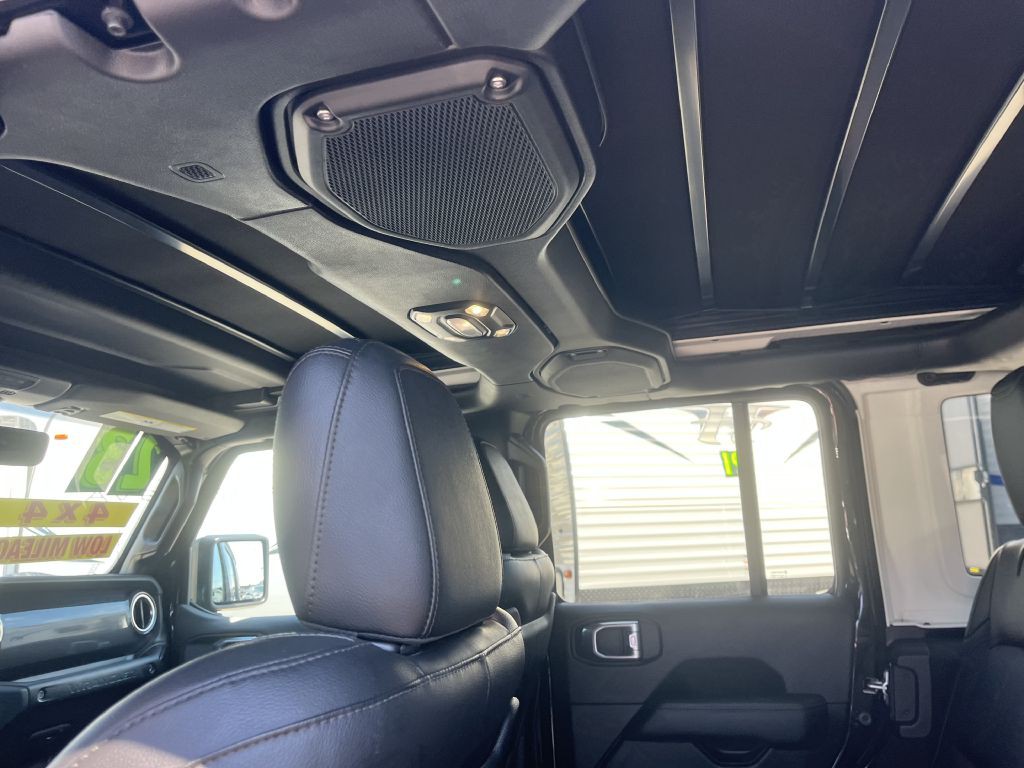 2023 Jeep Wrangler Image 16
