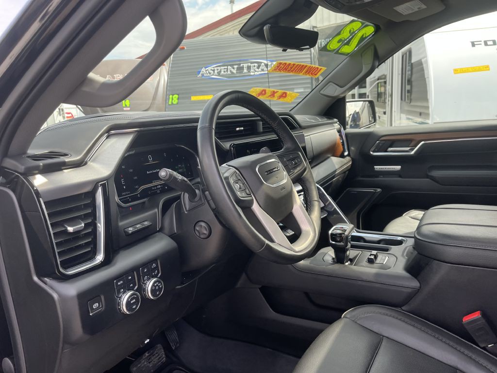 2023 GMC Sierra Image 23