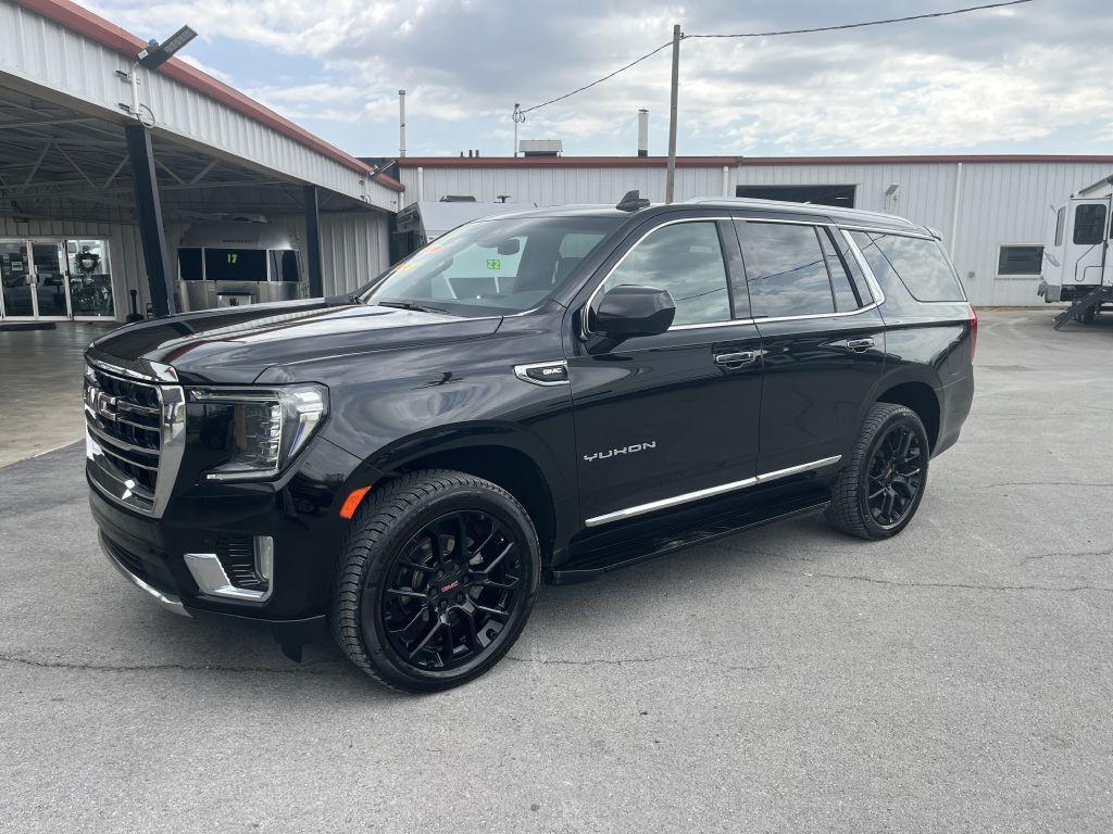 2023 GMC Yukon Image 1