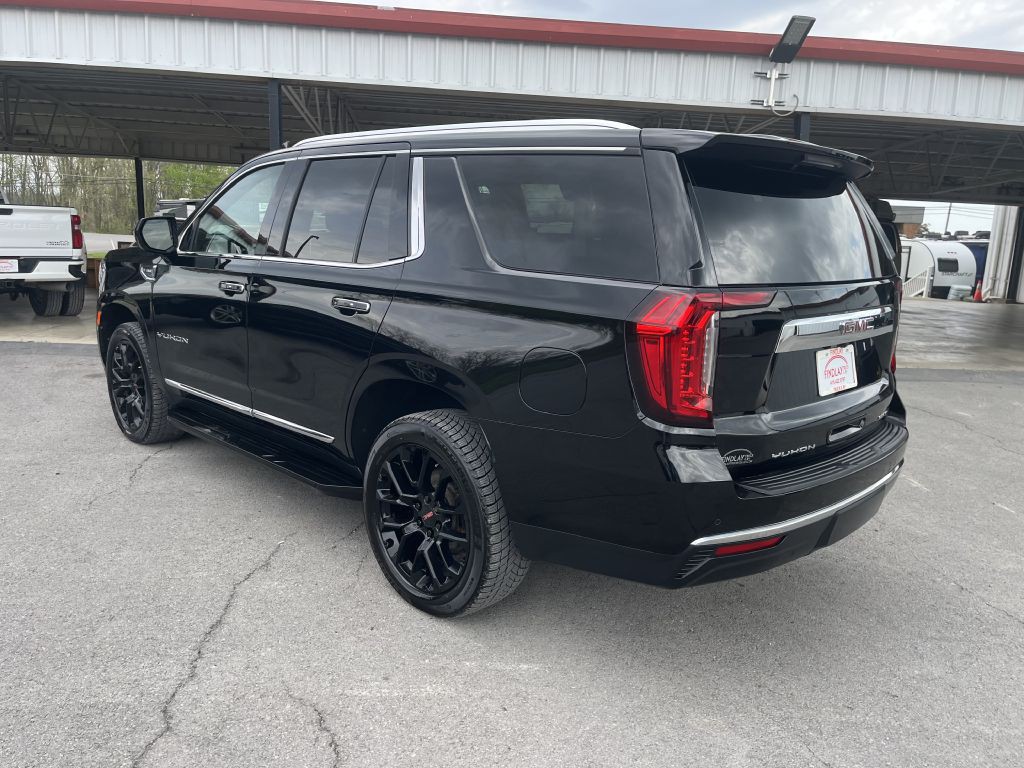 2023 GMC Yukon Image 7