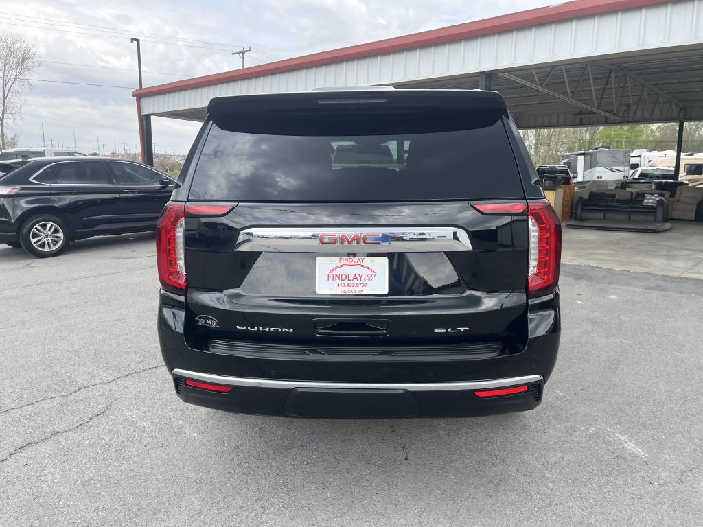 2023 GMC Yukon Image 9