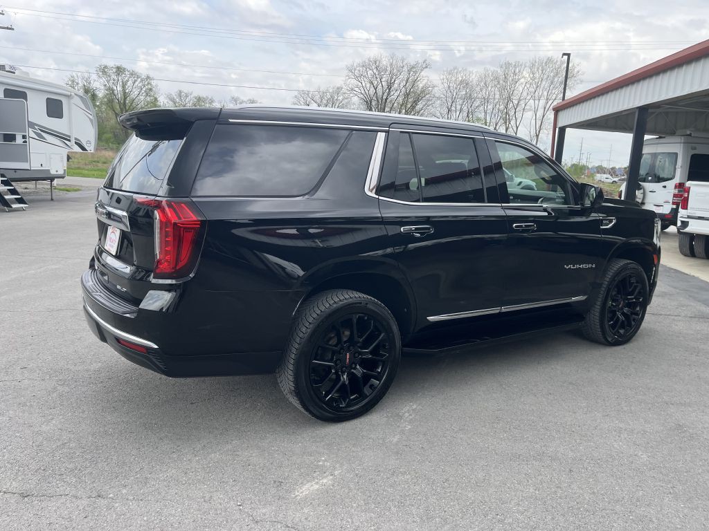 2023 GMC Yukon Image 12